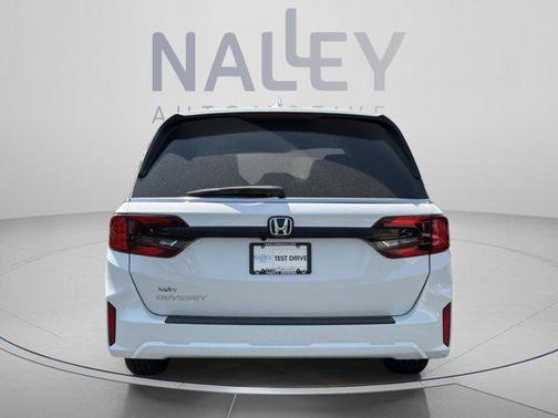 Platinum White Pearl 2026 Honda Odyssey EX-L