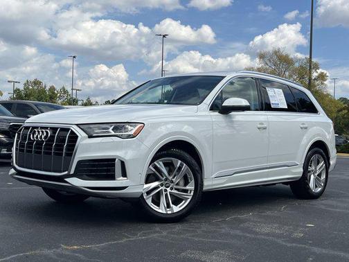 2023 Audi Q7 55 Premium