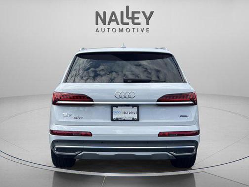 2023 Audi Q7 55 Premium