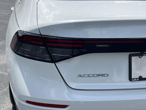 2023 Honda Accord LX 1.5T