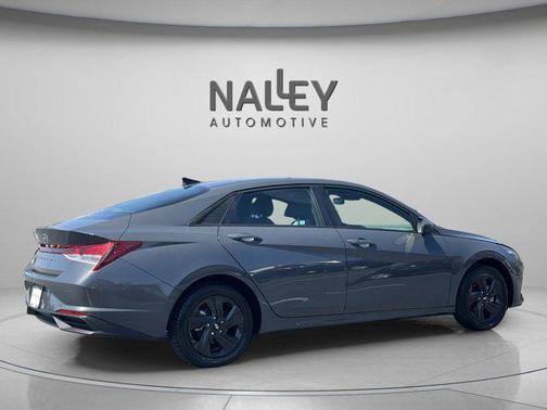 Ecotronic Gray 2023 Hyundai ELANTRA SEL