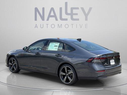 Meteorite Gray Metallic 2026 Honda Accord SE
