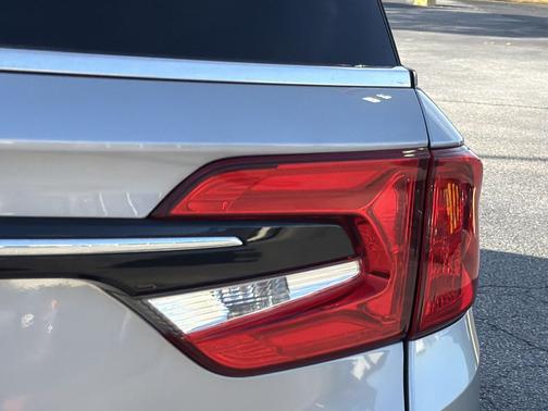 Lunar Silver Metallic 2022 Honda Odyssey EX-L