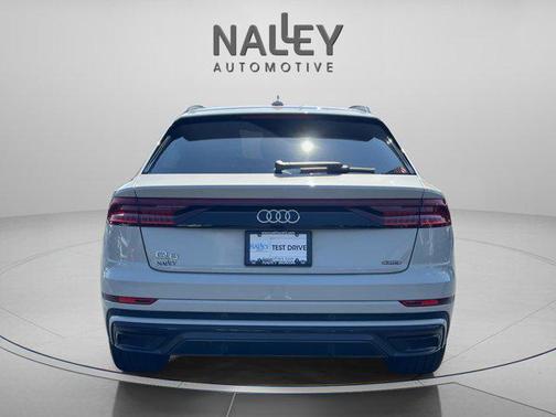 2022 Audi Q8 55 Premium Plus