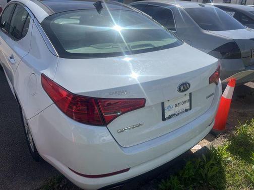 Snow White Pearl 2013 Kia Optima EX