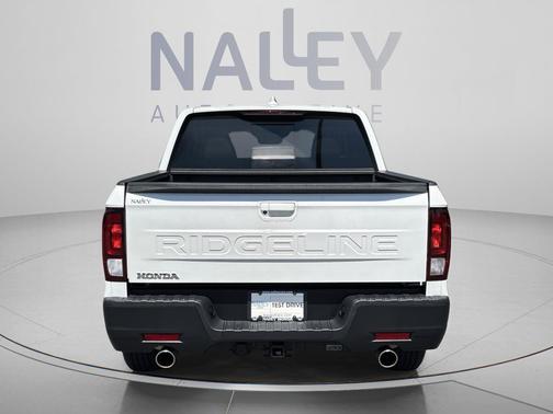 Platinum White Pearl 2024 Honda Ridgeline RTL