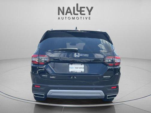 2025 Honda Pilot Touring 8-Passenger