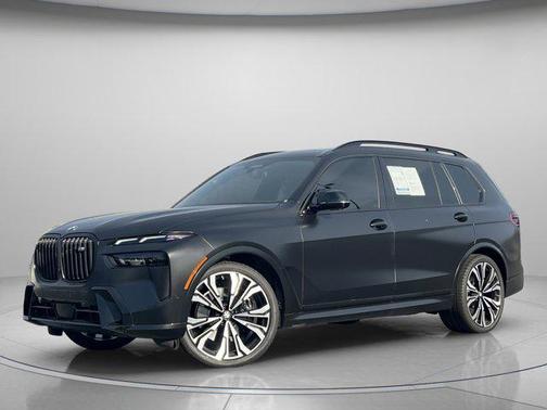 2024 BMW X7 M60i