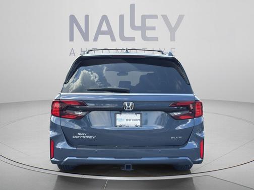 Smoke Blue Pearl 2027 Honda Odyssey Elite