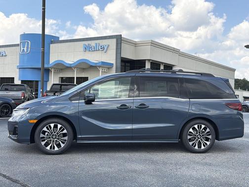 Smoke Blue Pearl 2027 Honda Odyssey Elite