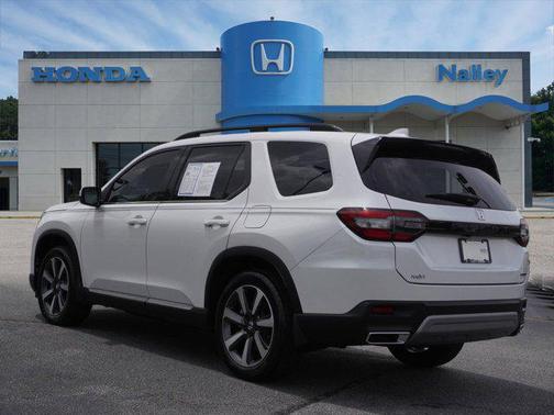 2023 Honda Pilot Touring 8-Passenger