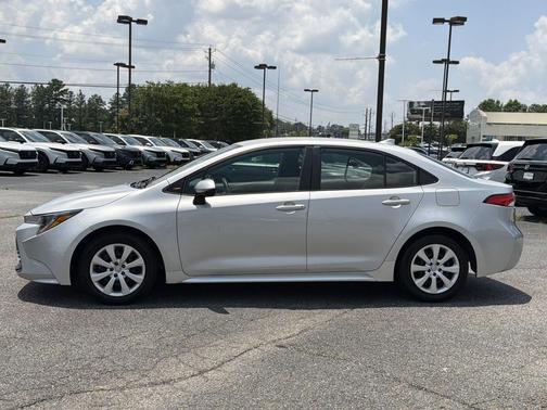 Classic Silver Metallic 2024 Toyota Corolla LE