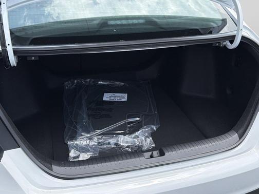 Platinum White Pearl 2026 Honda Accord Hybrid Sport