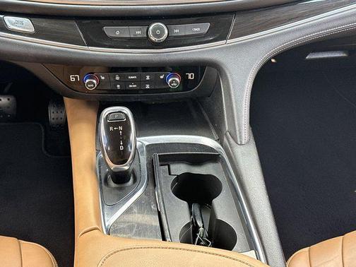 2020 Buick Enclave FWD Essence