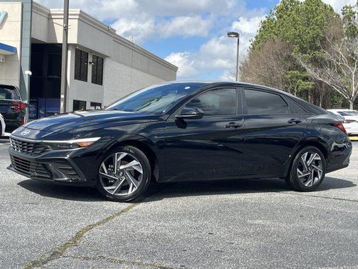 2025 Hyundai ELANTRA Sport