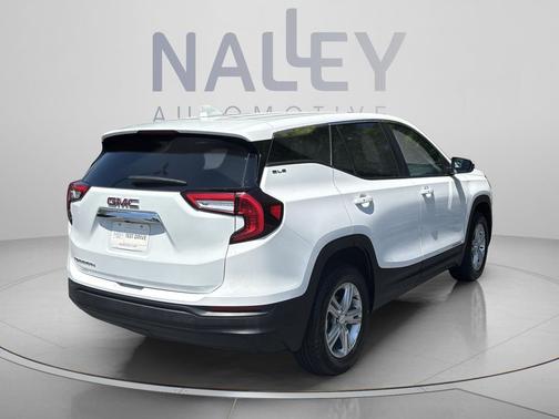 Summit White 2024 GMC Terrain SLE