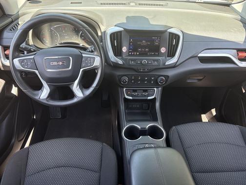 Summit White 2024 GMC Terrain SLE