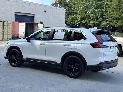 Platinum White Pearl 2025 Honda CR-V Hybrid Sport FWD