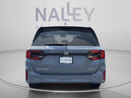 Sonic Gray Pearl 2026 Honda Odyssey Touring
