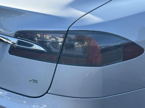 2016 Tesla Model S 70