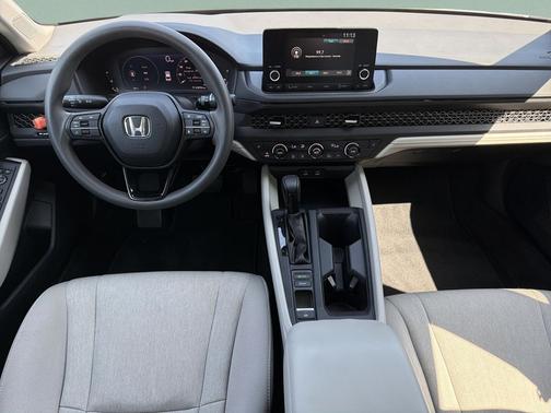 Platinum White Pearl 2023 Honda Accord EX