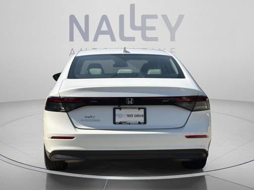 Platinum White Pearl 2023 Honda Accord EX