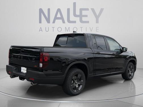 Crystal Black Pearl 2026 Honda Ridgeline TrailSport