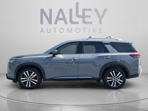 Boulder Gray Pearl 2023 Nissan Pathfinder Platinum 4WD