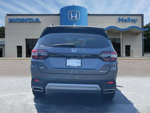 2025 Honda Pilot Touring 8-Passenger