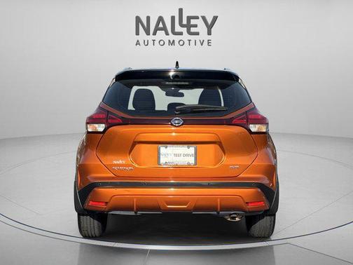 2021 Nissan Kicks SR