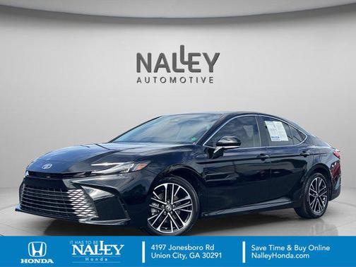 2025 Toyota Camry XLE