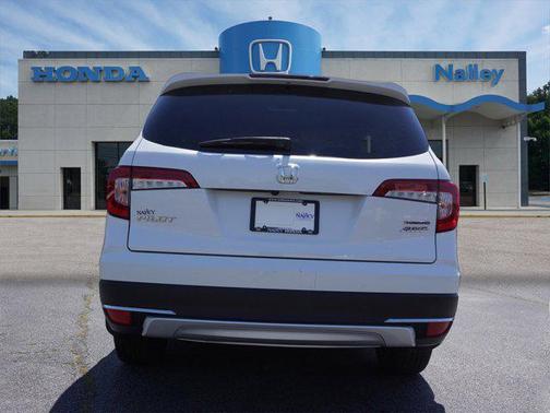 2022 Honda Pilot Touring 8-Passenger