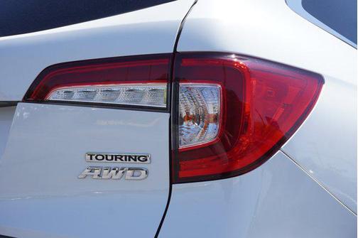 2022 Honda Pilot Touring 8-Passenger
