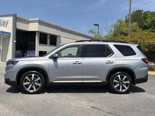 Lunar Silver Metallic 2024 Honda Pilot Touring 8-Passenger
