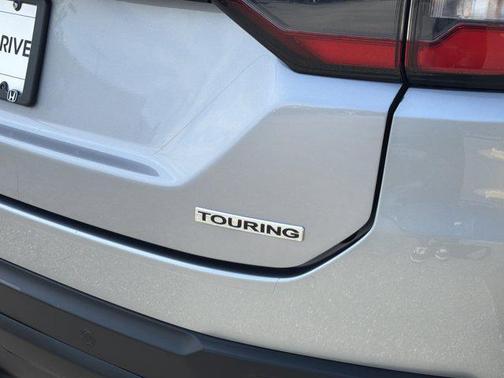 Lunar Silver Metallic 2024 Honda Pilot Touring 8-Passenger