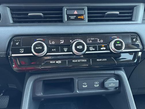 Crystal Black Pearl 2026 Honda Pilot EX-L
