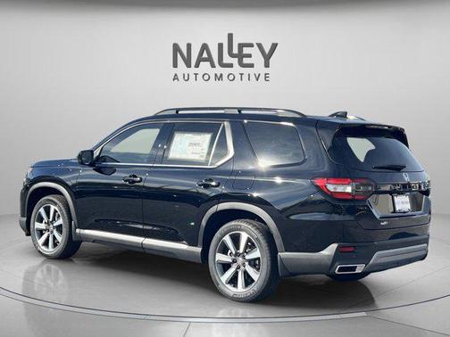 2025 Honda Pilot Touring 8-Passenger