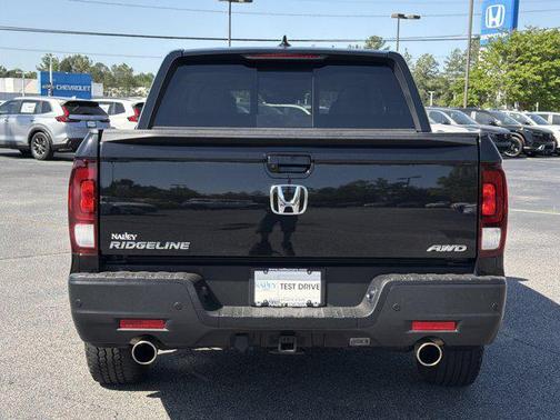 Crystal Black Pearl 2023 Honda Ridgeline RTL-E