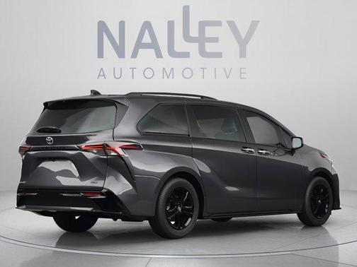 Magnetic Gray Metallic 2025 Toyota Sienna Platinum