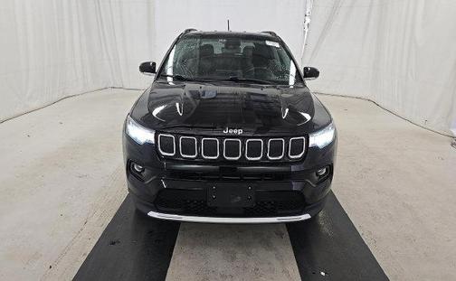 Diamond Black Crystal Pearlcoat 2022 Jeep Compass Limited
