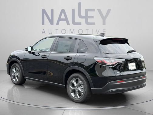 Crystal Black Pearl 2027 Honda HR-V LX