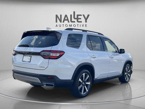 2024 Honda Pilot Touring 8-Passenger