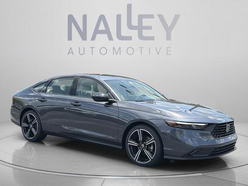 Meteorite Gray Metallic 2026 Honda Accord SE