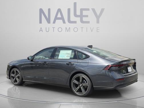 Meteorite Gray Metallic 2026 Honda Accord SE