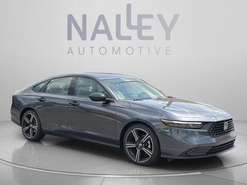 Meteorite Gray Metallic 2026 Honda Accord SE