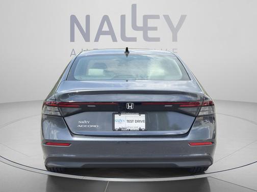 Meteorite Gray Metallic 2026 Honda Accord SE