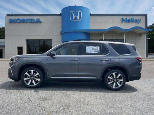 2025 Honda Pilot Touring 8-Passenger
