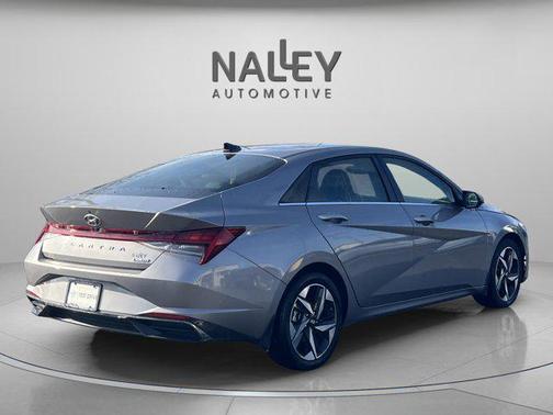 2022 Hyundai ELANTRA Limited