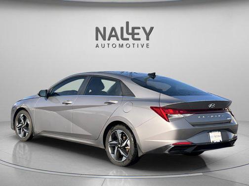 2022 Hyundai ELANTRA Limited