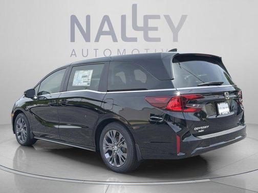 Crystal Black Pearl 2026 Honda Odyssey Touring